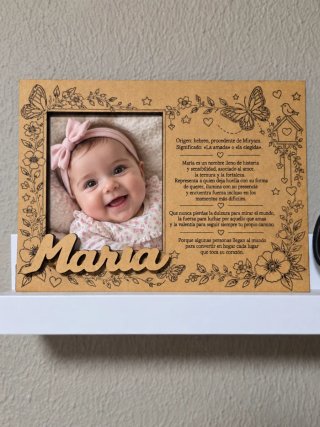 Marco de fotos personalizado con el nombre deseado
