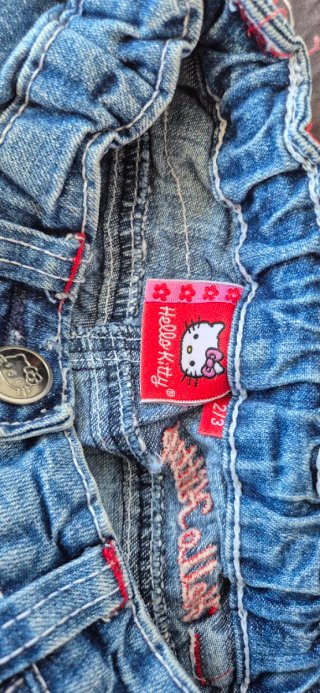 Conjunto Calças Hello Kitty e Camisola Vermelha