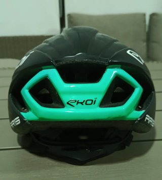 Casco Aero EKOÏ AR15 (Negro / Verde)