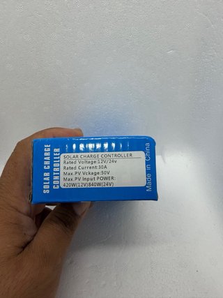 Controlador Solar PWM 30A 12V/24V LCD USB