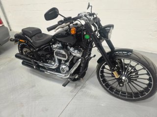 Harley Davidson Breakout 114 2018 Negra