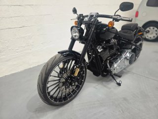 Harley Davidson Breakout 114 2018 Negra