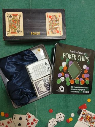 Set Carte da Gioco e Poker Chips