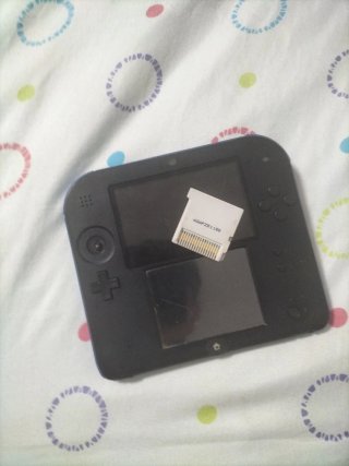 Nintendo 2DS Negra y azul Funcional con 1 juego