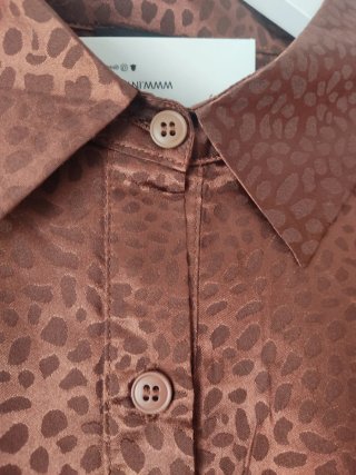 Vestido marrón estampado