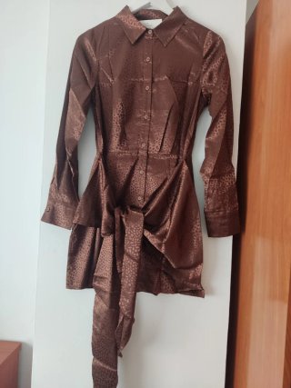 Vestido marrón estampado