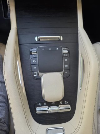 Mercedes-Benz GLS 2025