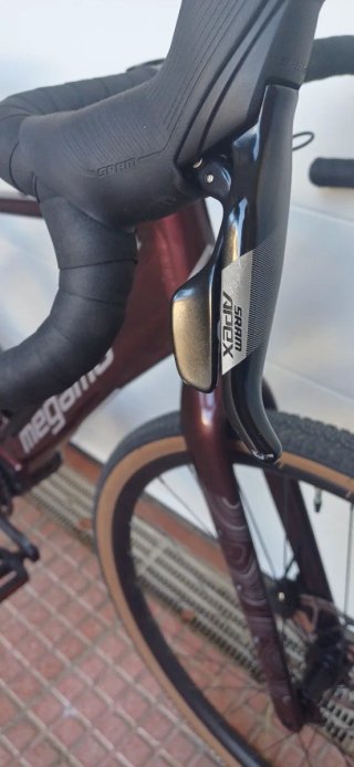 Bicicleta Megamo Kansas Gravel eléctrica año 2025