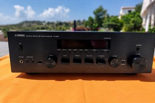 Receptor Yamaha R-N602 Red