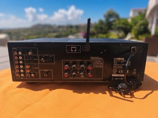 Receptor Yamaha R-N602 Red