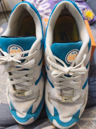 Zapatillas Nike Air Blancas y Azules