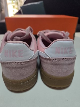 Zapatillas Nike Rosas y Blancas