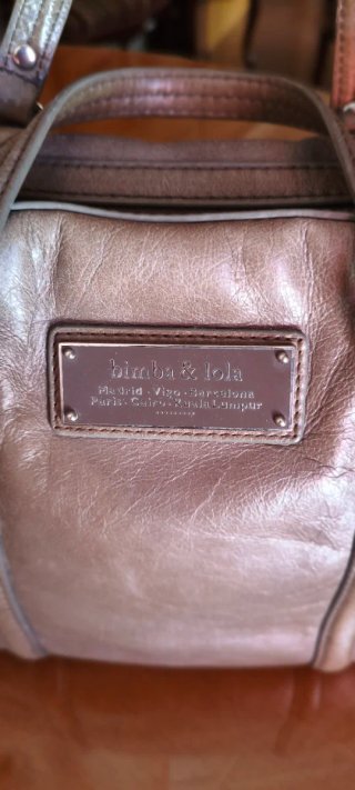 Bimba y Lola Vintage Bronze Leather Handbag.