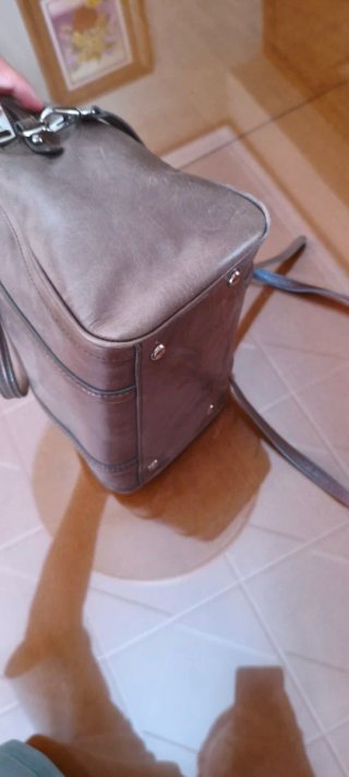 Bimba y Lola Vintage Bronze Leather Handbag.