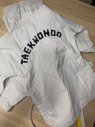 Kimono Taekwondo Decathlon 140cm Niño