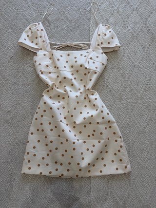 Vestido Zara lunares beige y marrón