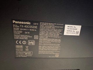 Televisor Panasonic Negro y Plateado