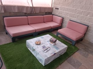 Conjunto Sofás  con mesa Exterior Gris y Rosa