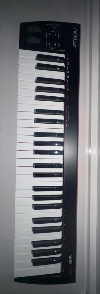 Teclado MIDI Nektar SE 49 USB