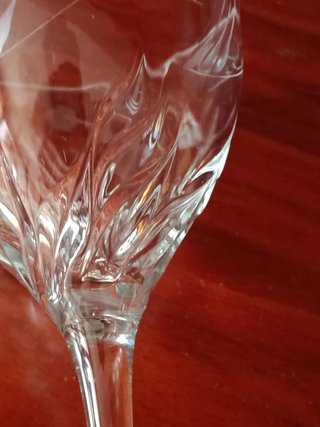 Juego de copas de cristal tallado