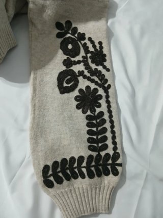 Jersey DBT Beige con Bordado Negro Talla Única