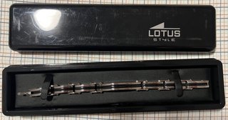 Pulsera Lotus Style Acero y Negro + Caja