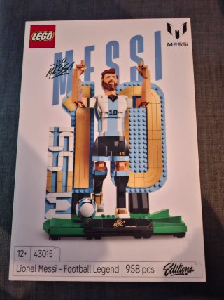 LEGO 43015 Lionel Messi - Football Legend