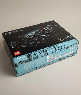 LEGO Technic Mercedes-AMG F1 W14 E Performance 421