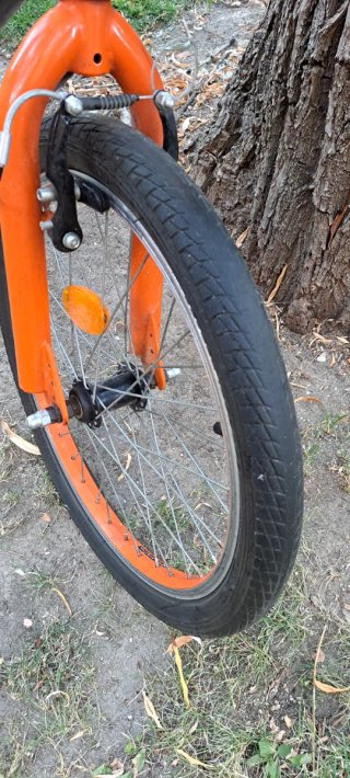 Bicicleta infantil Grunge naranja y negra