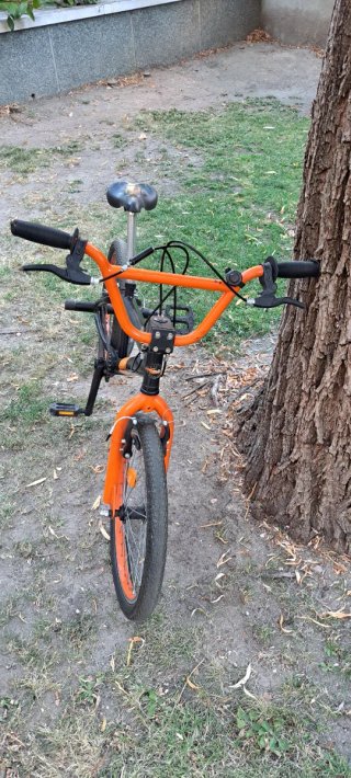 Bicicleta infantil Grunge naranja y negra