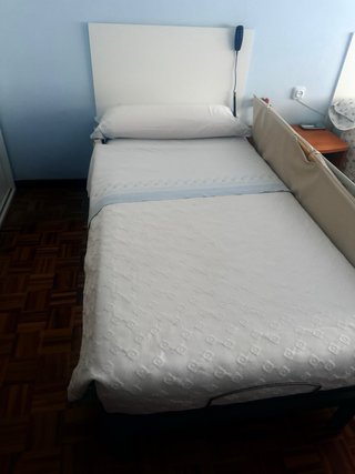 Cama articulada buen estado