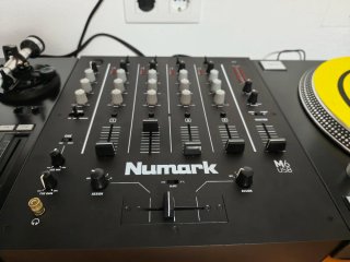 Reloop 7000 MK2 - Tocadiscos Profesionales