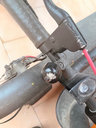 Dos Patinetes Eléctricos Xiaomi