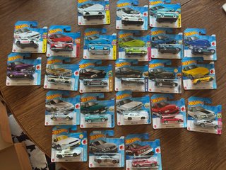 Hot Wheels - Set di 23 auto da collezione