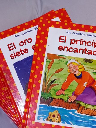 Lote 13 libros. TUS CUENTOS CLASICOS