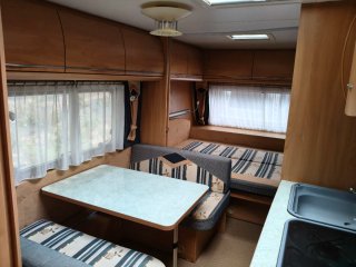 Caravana Burstner 490 3 ambientes