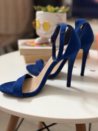 Sandalias tacón azul eléctrico Primark Talla 35