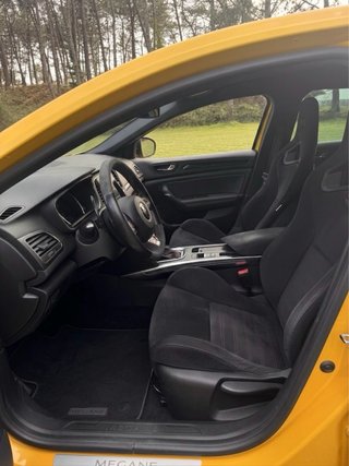 Renault Megane 4 rs trophy