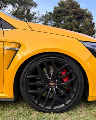 Renault Megane 4 rs trophy