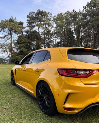 Renault Megane 4 rs trophy