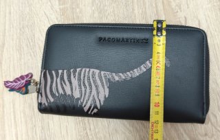 ✨ NO NEGOCIABLE ✨  Cartera Paco Martínez