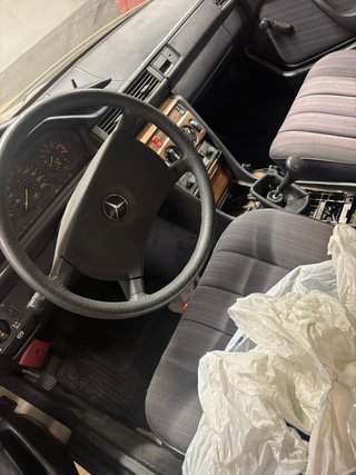 Mercedes benz 230e w124 1988