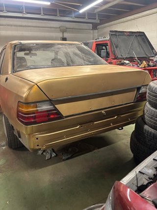 Mercedes benz 230e w124 1988