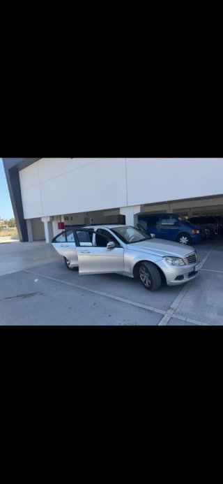 Mercedes-Benz c200 2009
