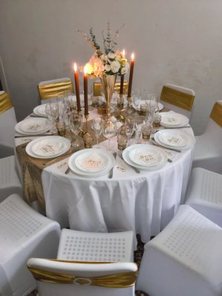Mesa de celebración completa