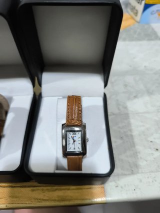 Relojes de pulsera para hombre y mujer