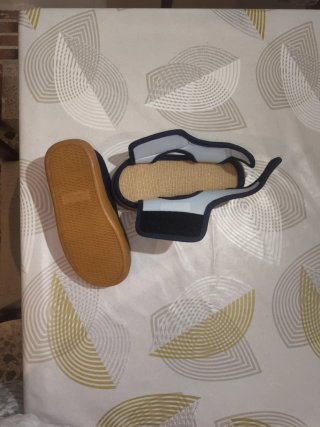Zapatillas Ergonomicas Azul y Beige