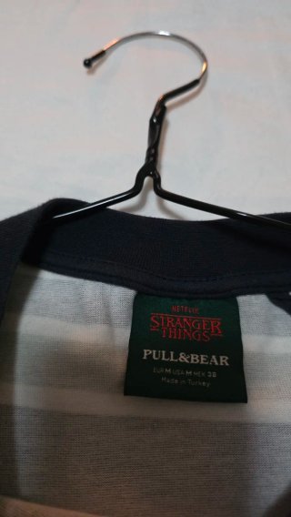 Pull&Bear Camiseta Rayas Mind Flayer