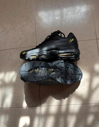 Zapatillas Corteiz Negras