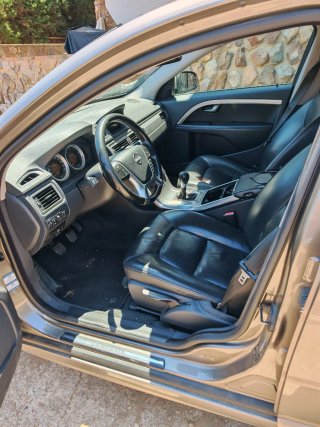 Volvo V70 2011